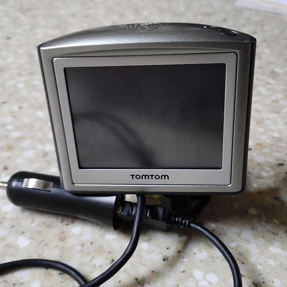 Tom Tom Portable GPS Vehicle Navigator